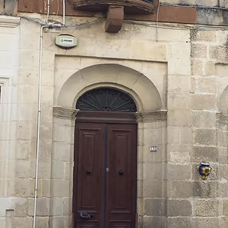 132, Saint Paul's Street San Pawl il-Baħar